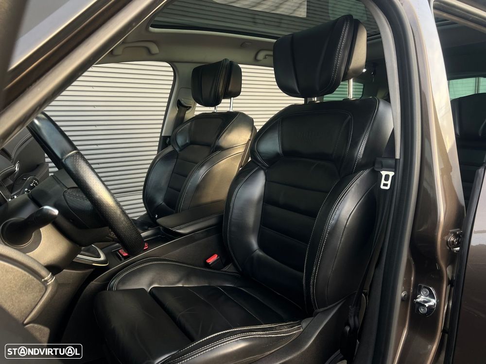 Renault Grand Scénic dCi 110 Paris - 9