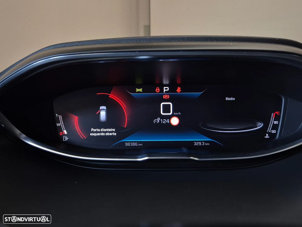 Peugeot 3008 1.5 BlueHDi Allure Pack EAT8 - 21