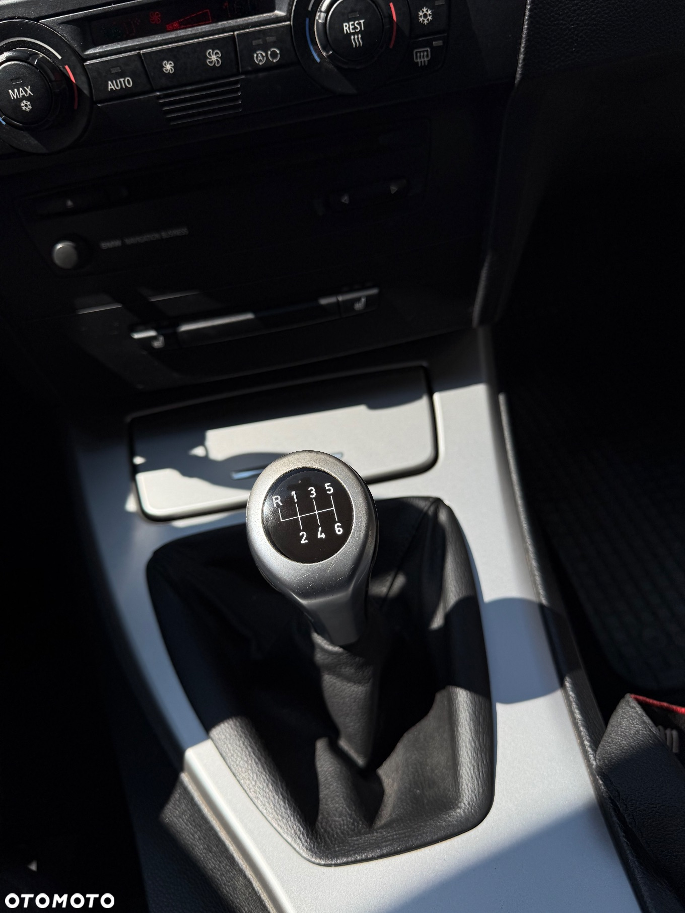 BMW Seria 3 320i - 37