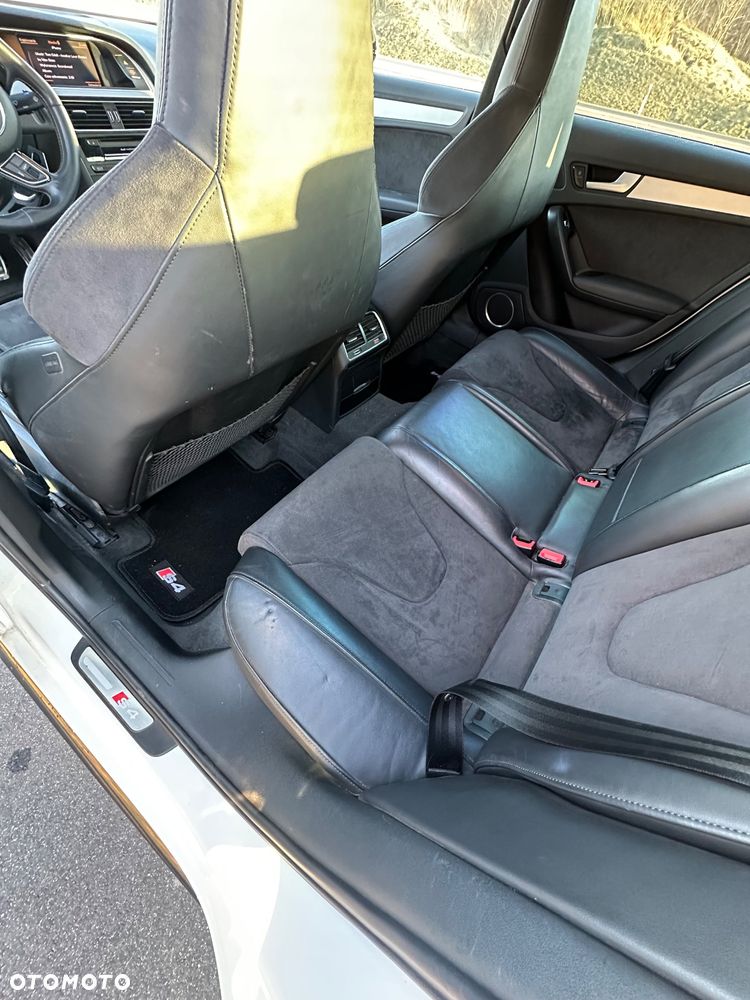 Audi S4 Limousine - 13