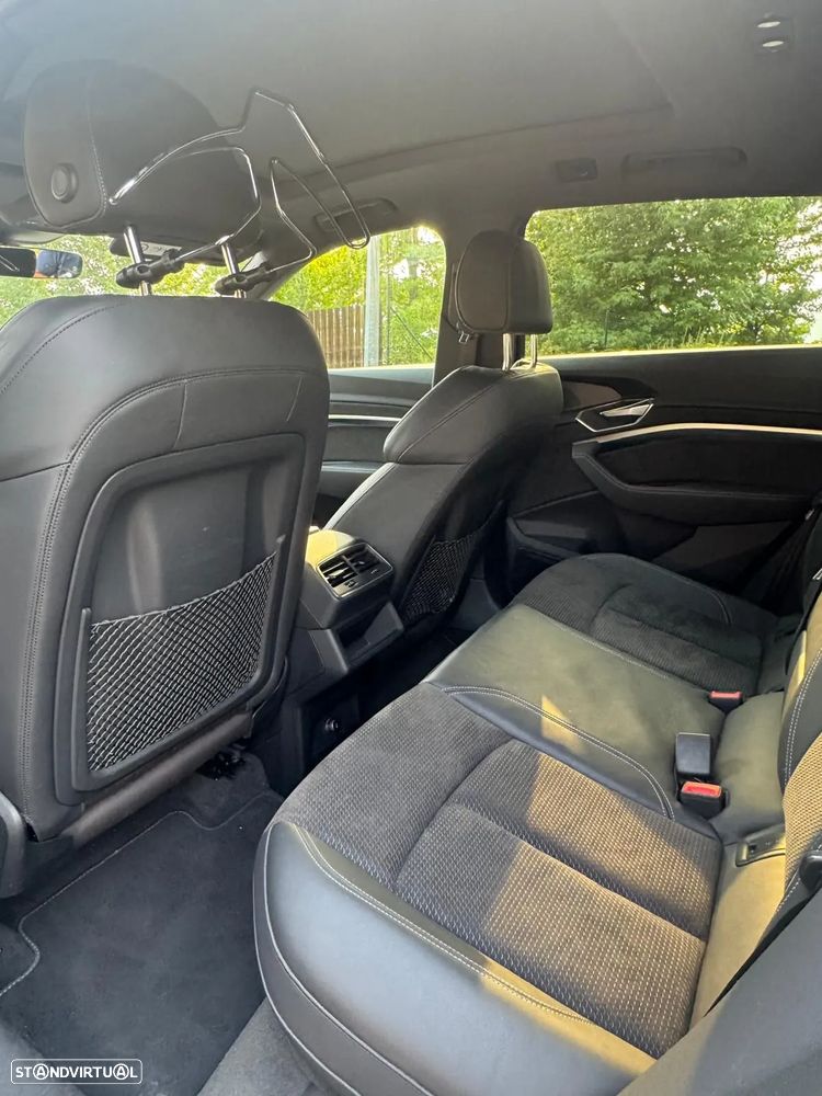 Audi e-tron 50 quattro S line - 8