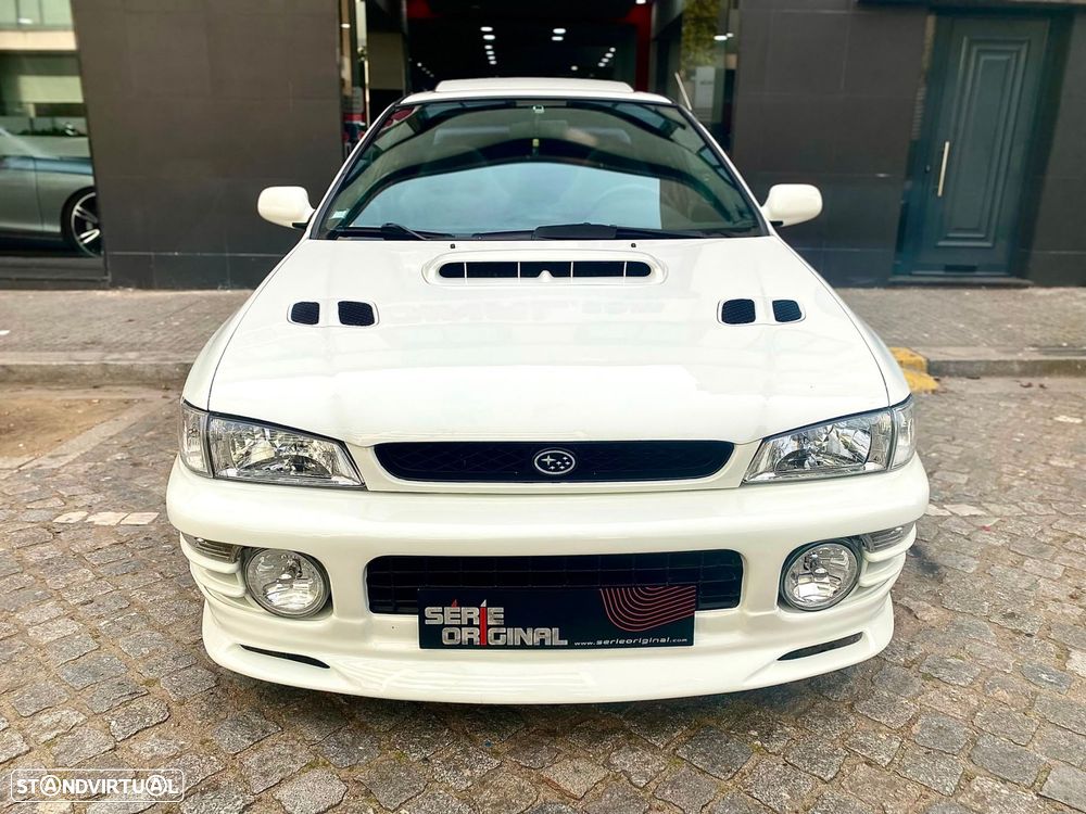 Subaru Impreza 2.0 GT 4x4 Classic - 4