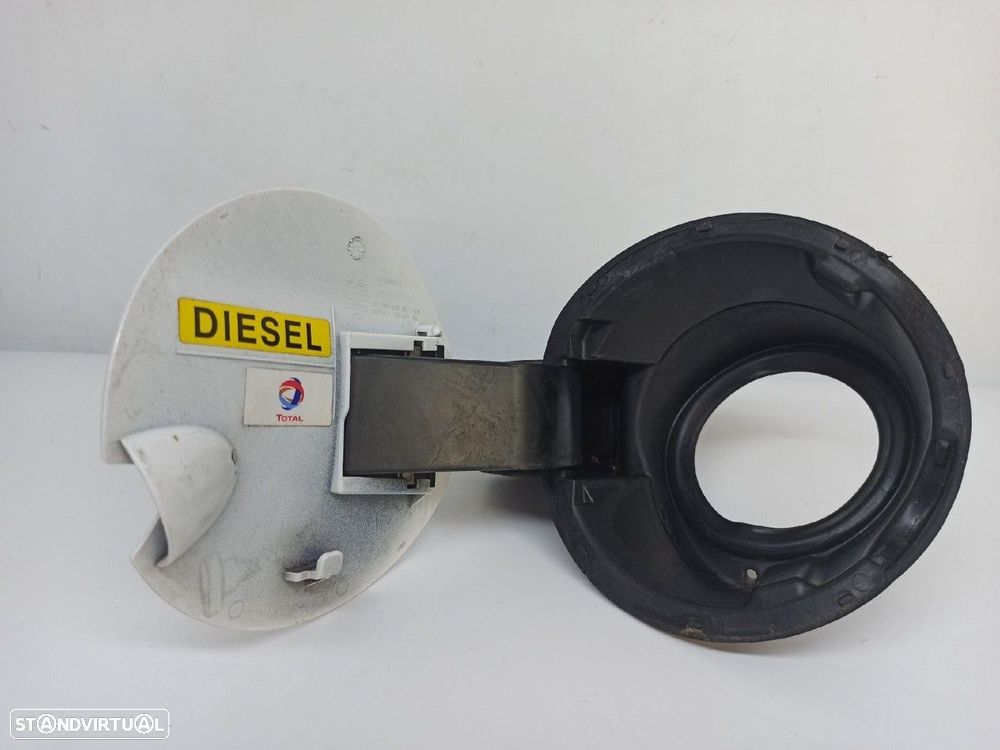 TAMPA DE COMBUSTÍVEL PEUGEOT 208 ALLURE - 5