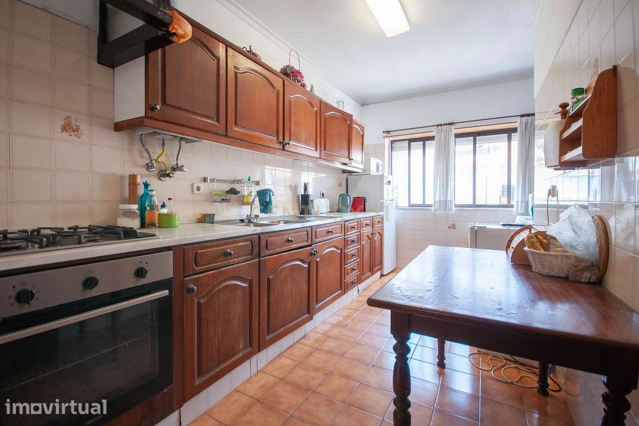 T2+1 Duplex com Garagem em Carcavelos - Grande imagem: 4/39