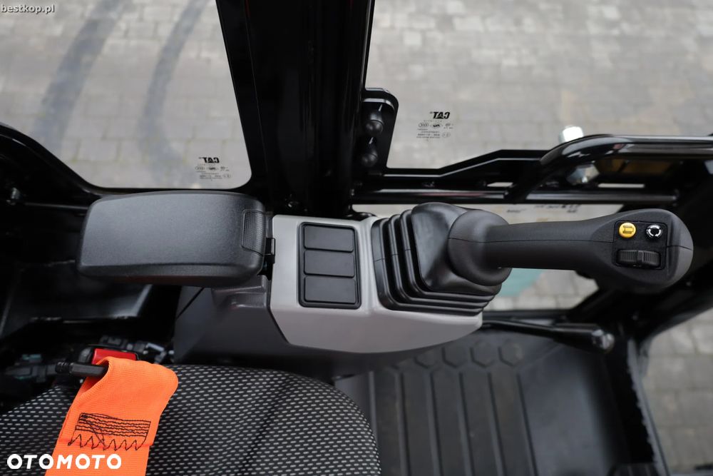 Caterpillar CAT 303 CR - 25