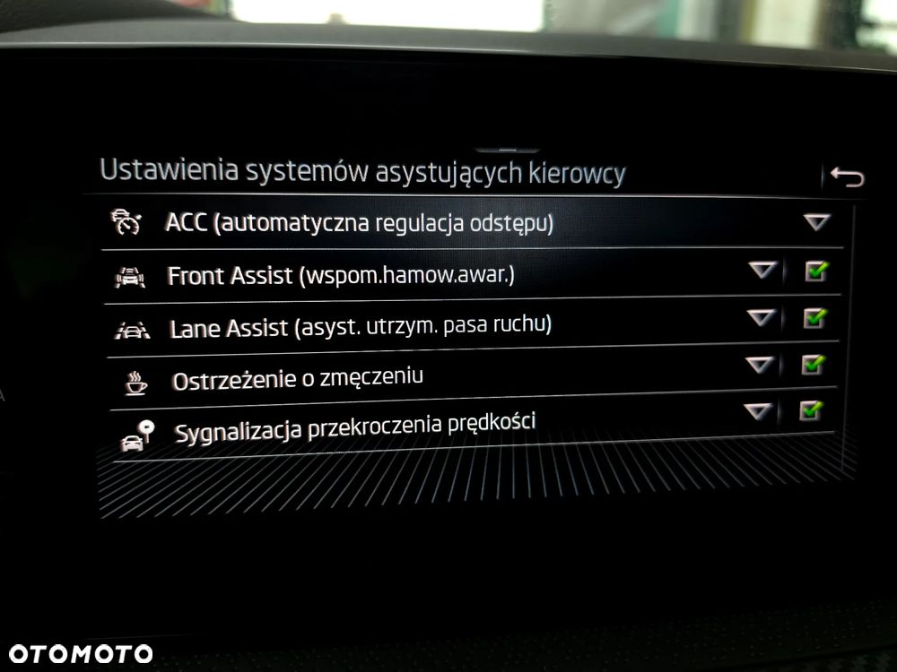 Skoda Kamiq 1.5 TSI Monte Carlo DSG - 32