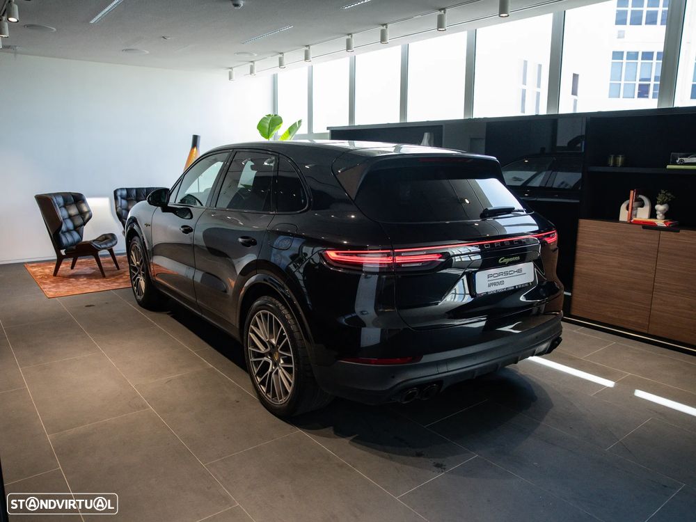 Porsche Cayenne E-Hybrid Platinum Edition - 10