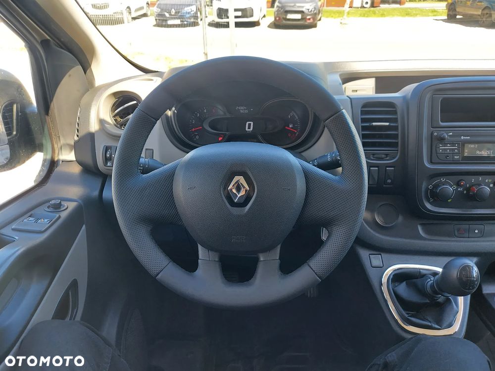 Renault Trafic - 14