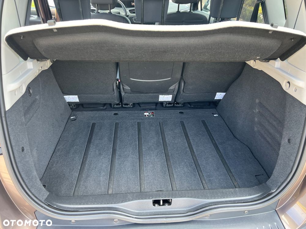 Renault Scenic - 10