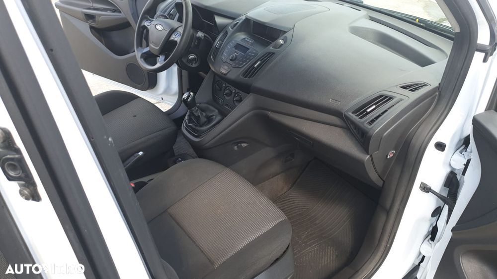 Ford Tourneo Connect - 30