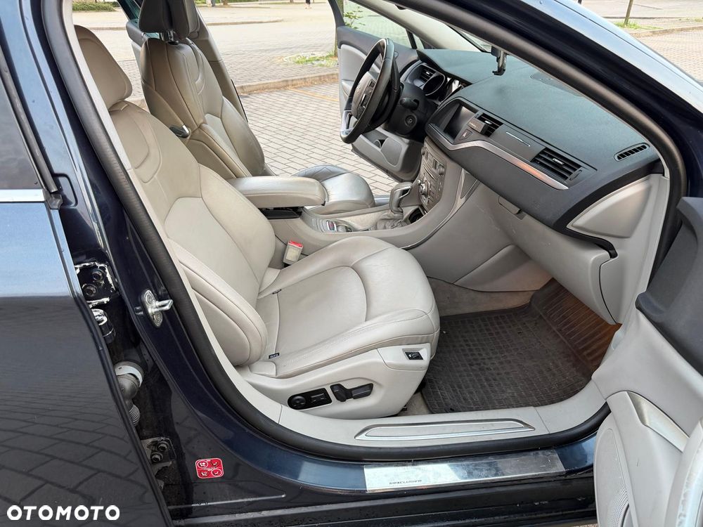 Citroën C5 2.0 HDi Exclusive - 25