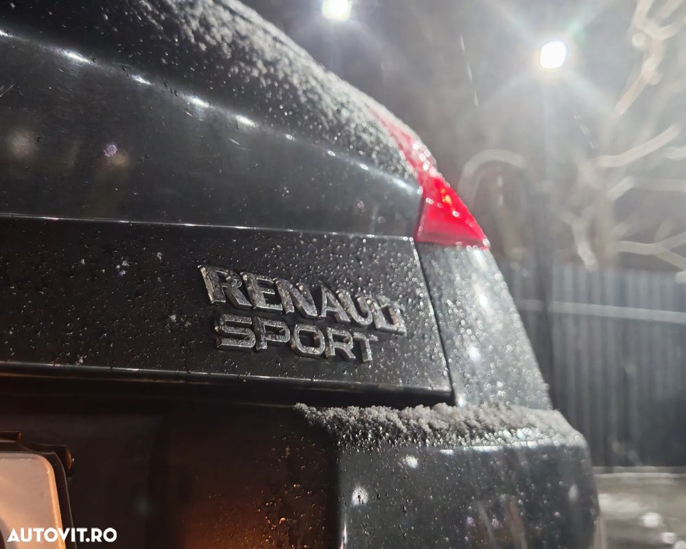 Renault Megane 2.0 dCi GT - 12