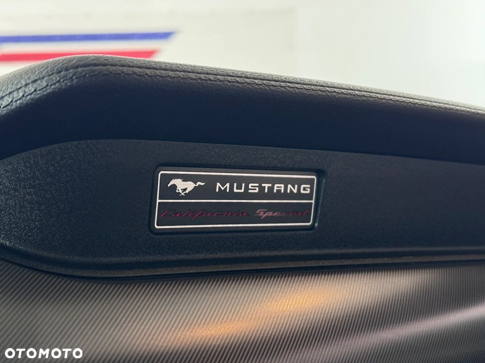 Ford Mustang - 18