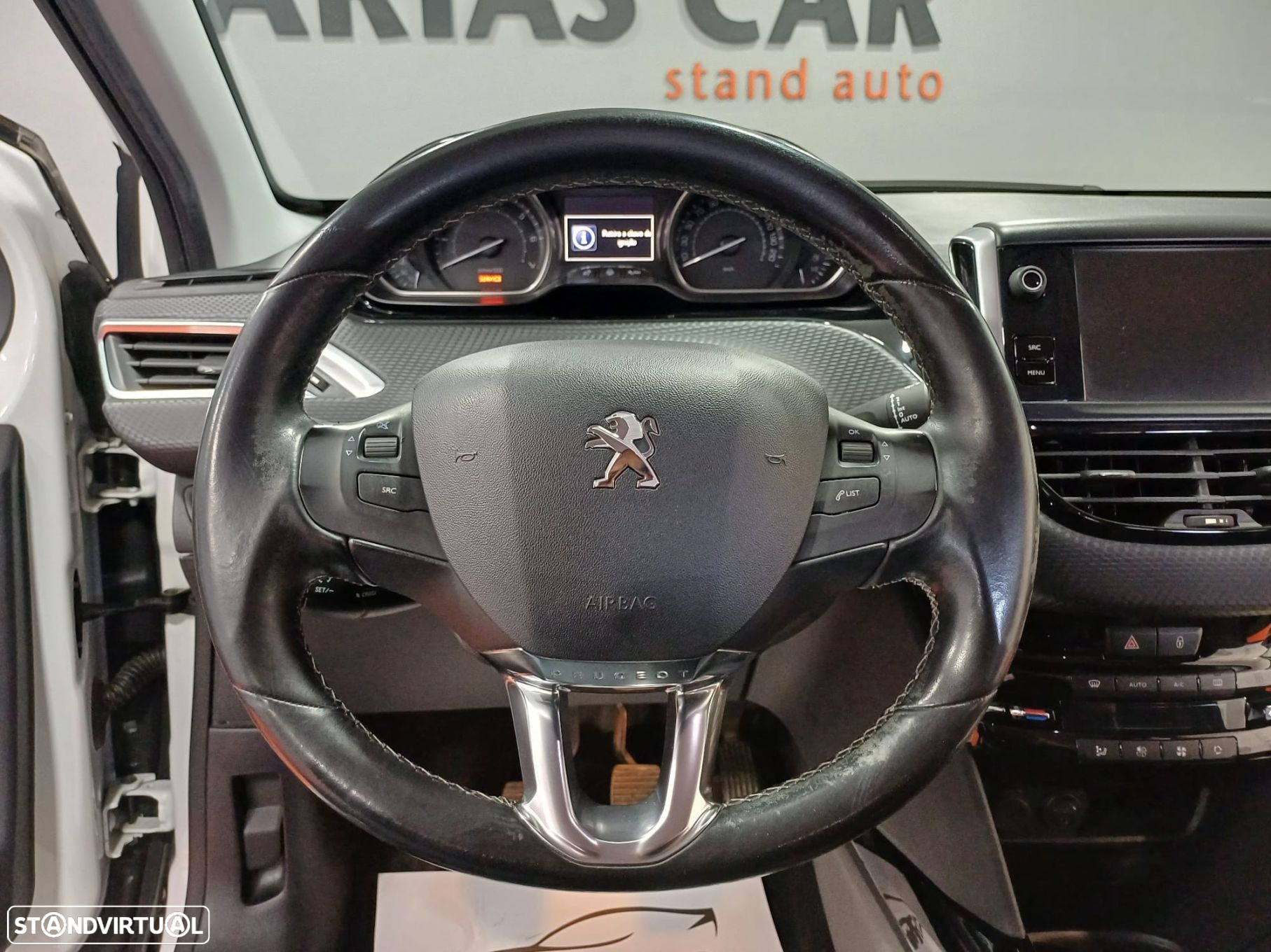 Peugeot 2008 1.2 PureTech Allure - 14