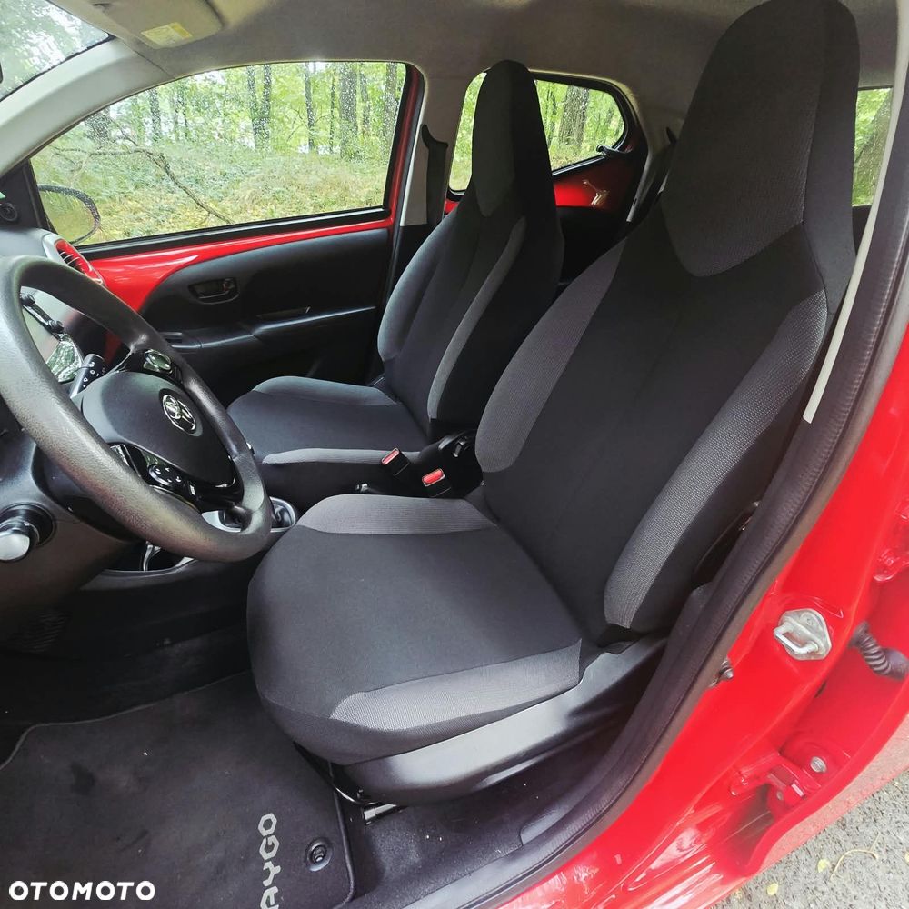 Toyota Aygo 1.0 VVT-i Color Edition - 12