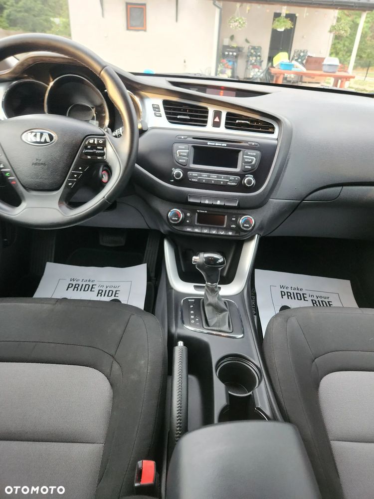 Kia Ceed 1.6 CRDi 128 Vision - 11