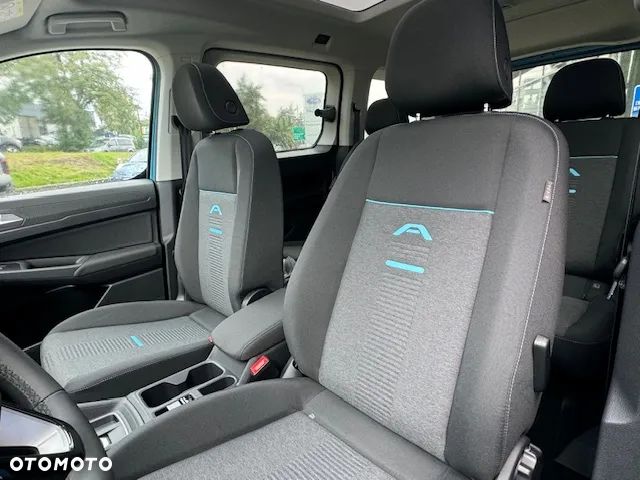 Ford Tourneo Connect 2.0 EcoBlue Active - 8