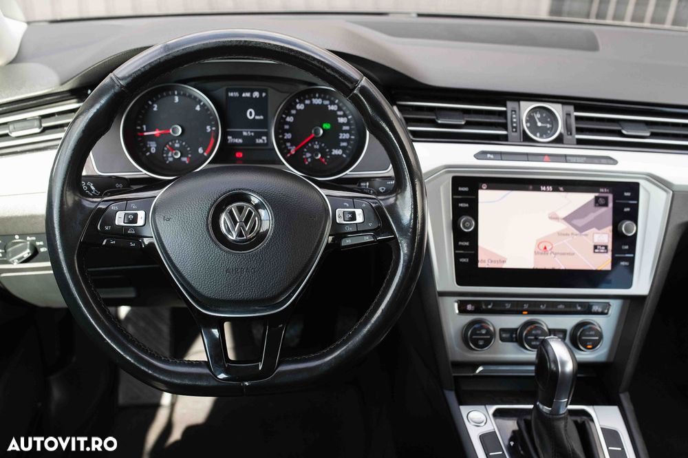 Volkswagen Passat Variant 2.0 TDI DSG Comfortline - 30