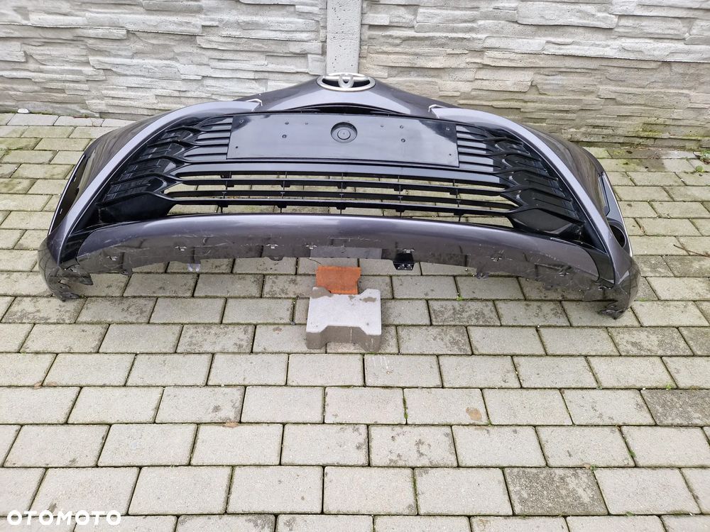 Zderzak Toyota Yaris 3 III lift 2017 - - 2