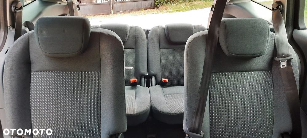 Ford Grand C-MAX 1.6 EcoBoost Trend - 12