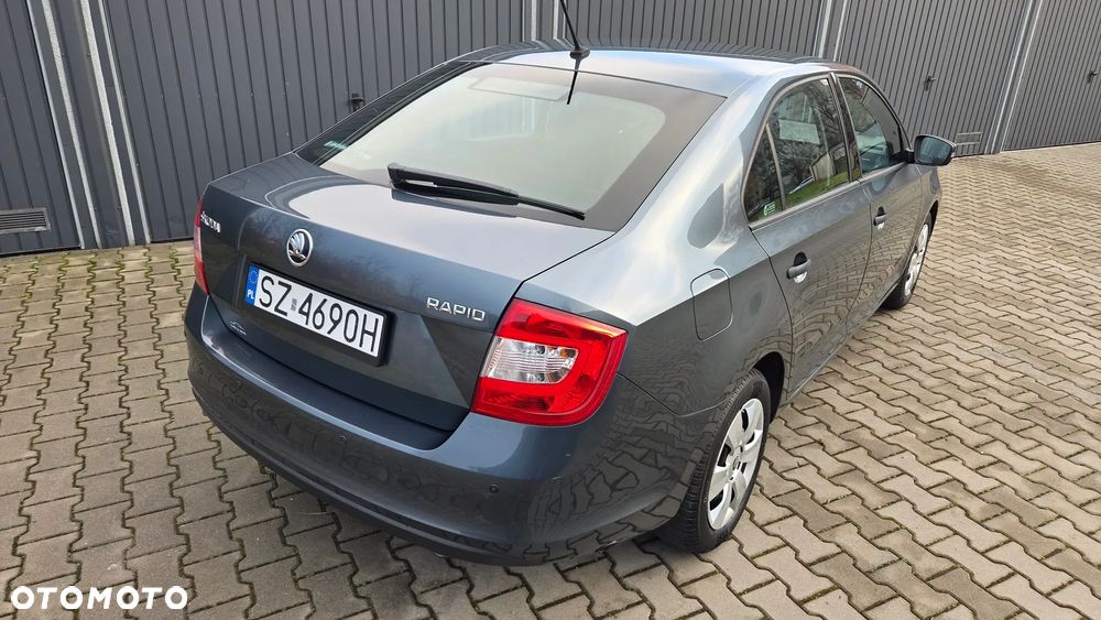 Skoda RAPID 1.2 TSI Active - 8