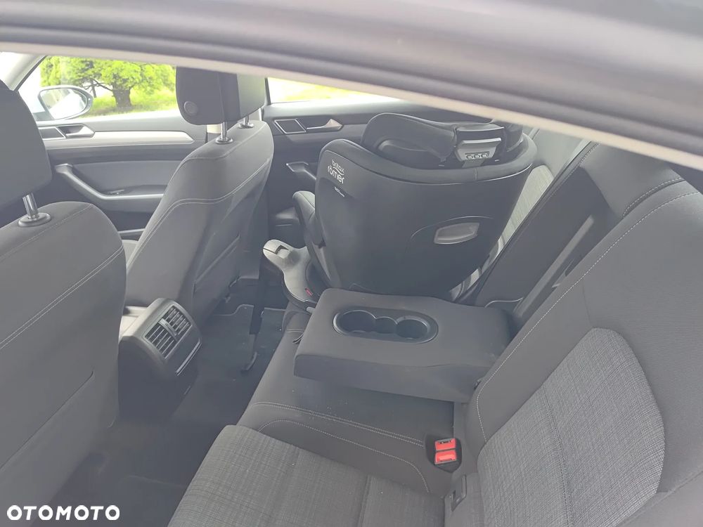 Volkswagen Passat 1.5 TSI EVO Business DSG - 8