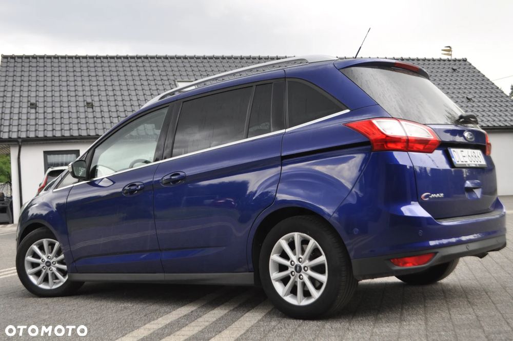 Ford Grand C-MAX - 30