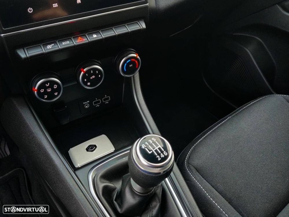 Renault Captur TCe 100 EXPERIENCE - 16