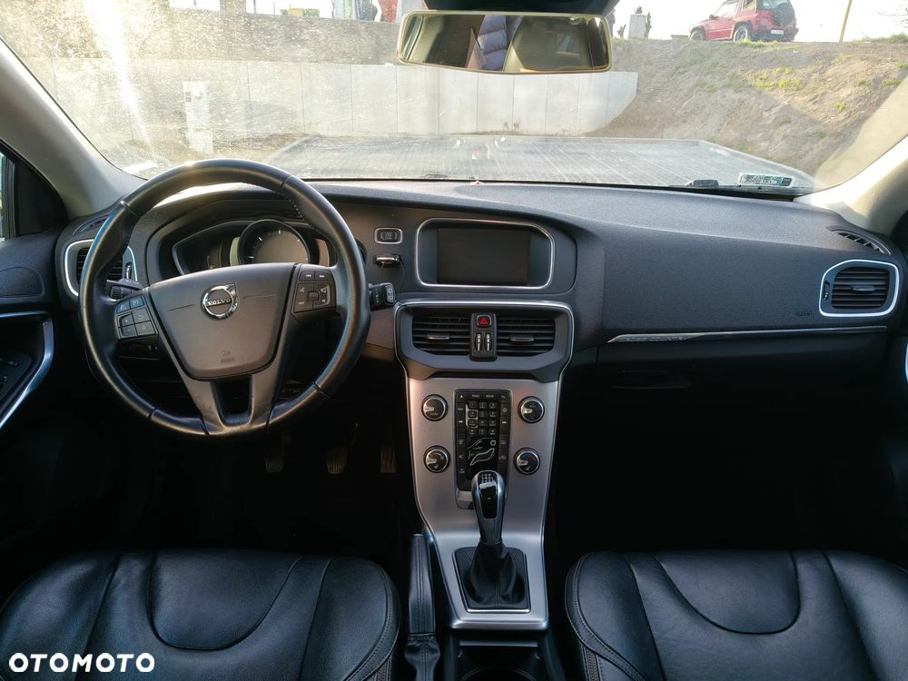 Volvo V40 Cross Country D2 Drive-E SCR Dynamic Edition - 8