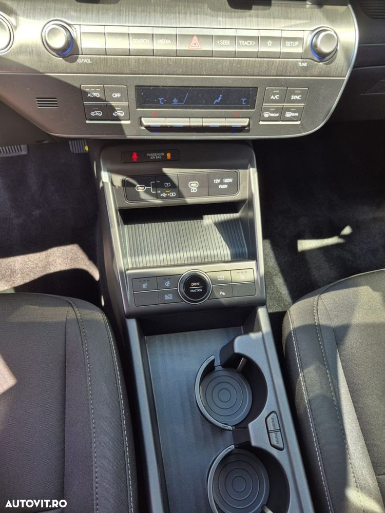 Hyundai KONA 1.6 T-GDI 138 CP 7DCT 2WD Premium+ - 6