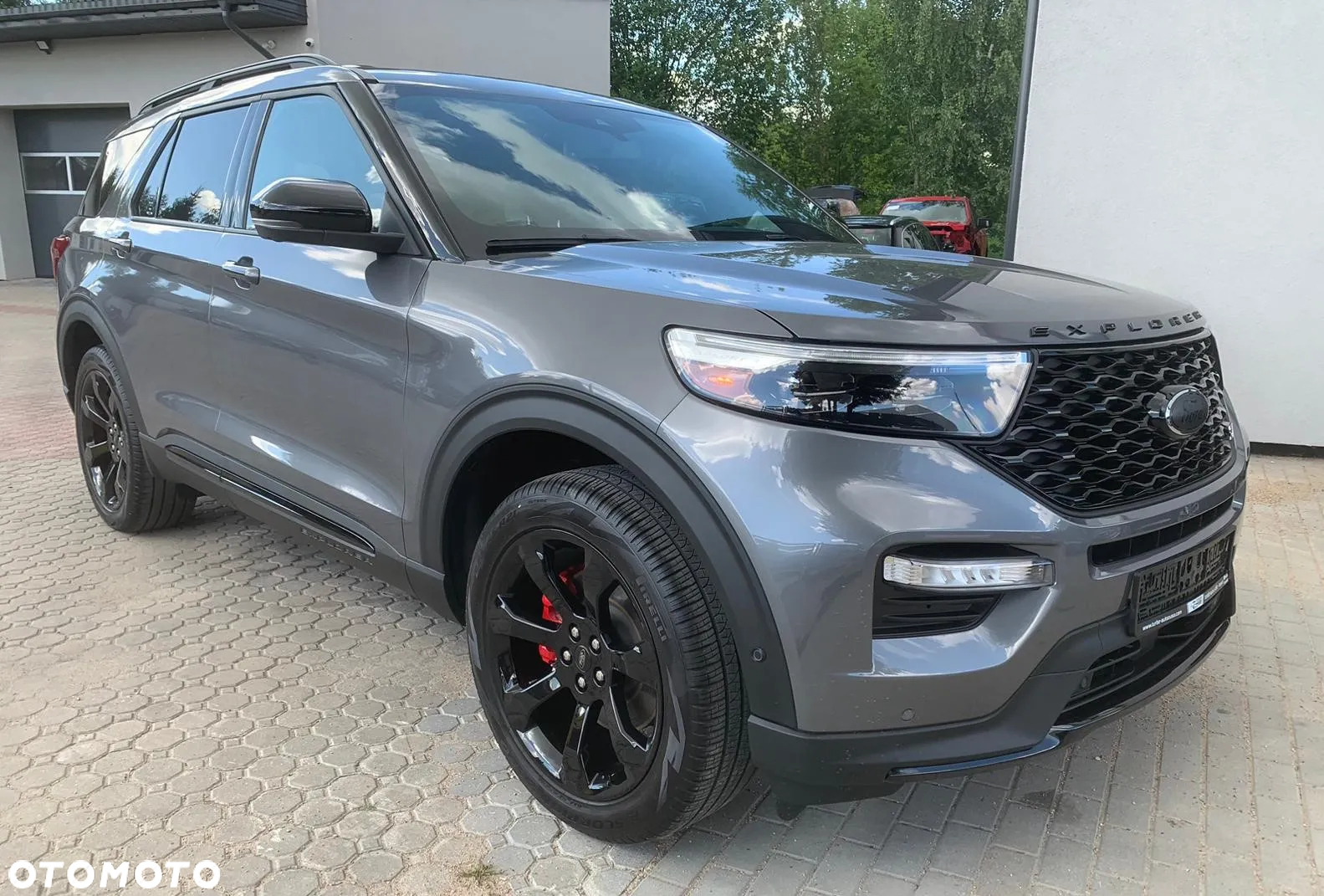 Ford Explorer - 7