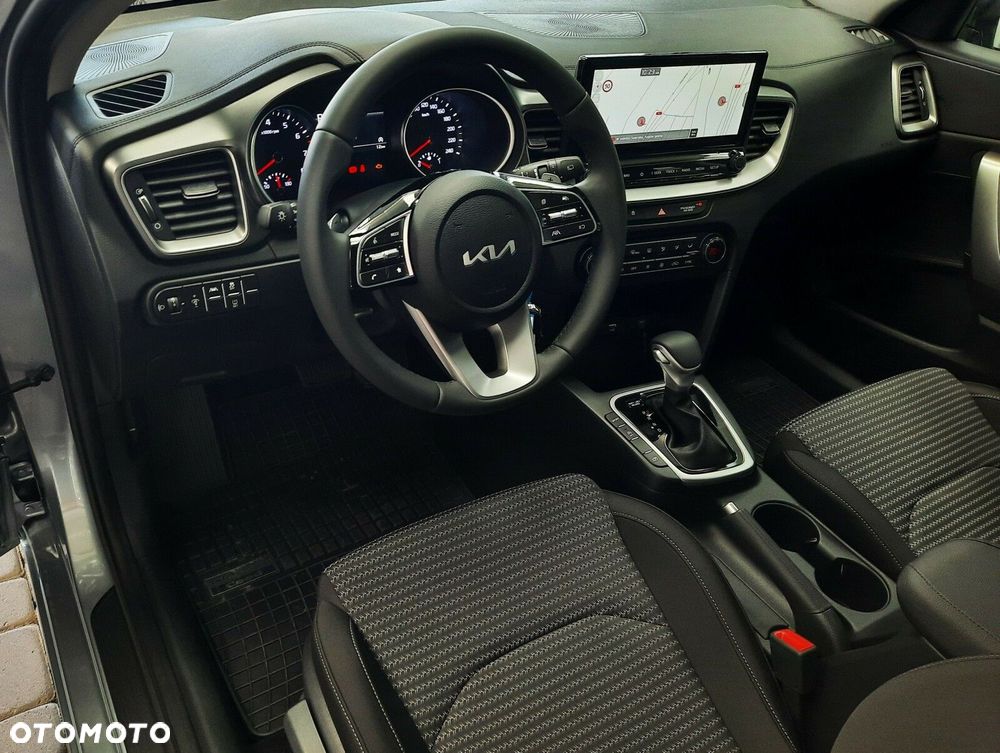 Kia Ceed 1.5 T-GDI M DCT - 16