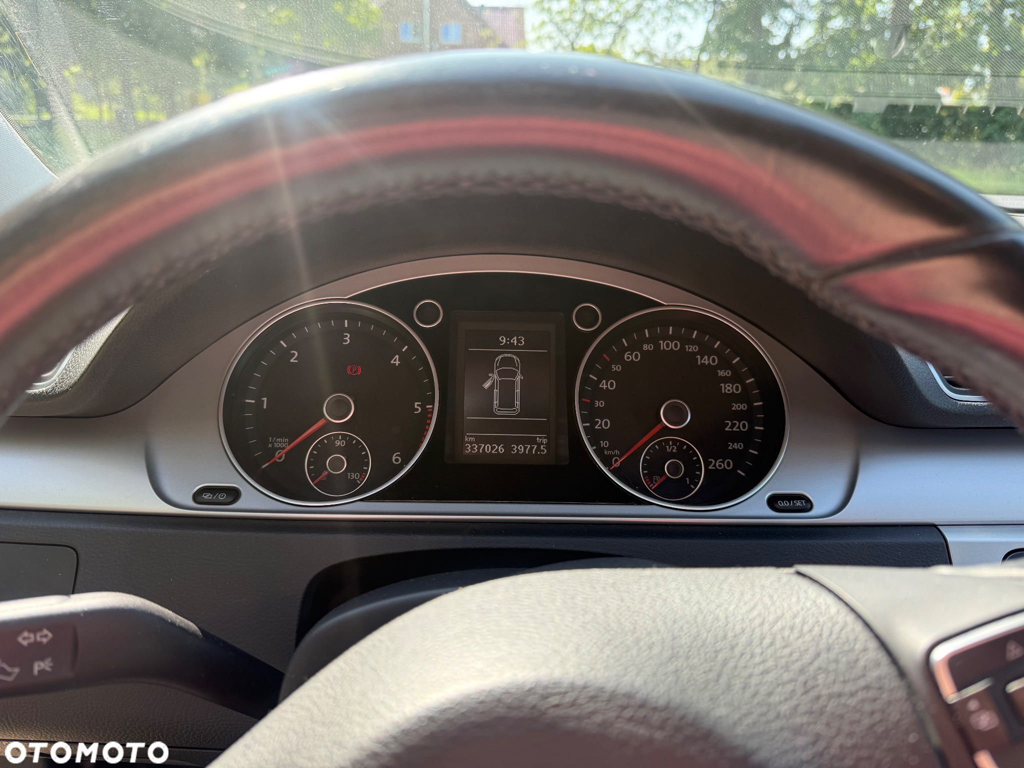 Volkswagen Passat 1.6 TDI Trendline - 6