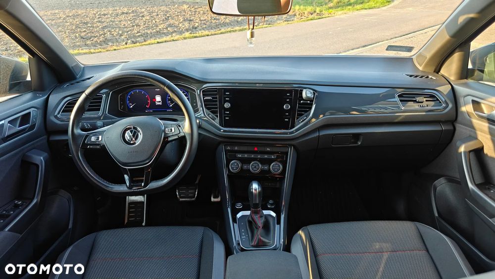 Volkswagen T-Roc - 8