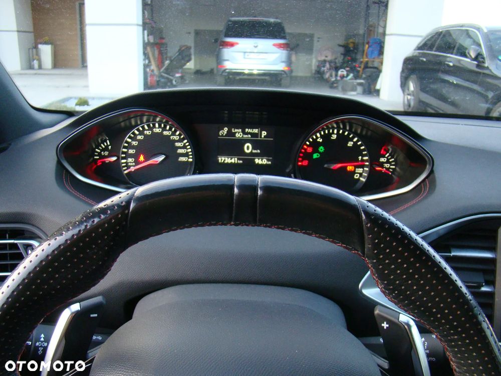 Peugeot 308 BlueHDi 180 EAT6 GT - 27