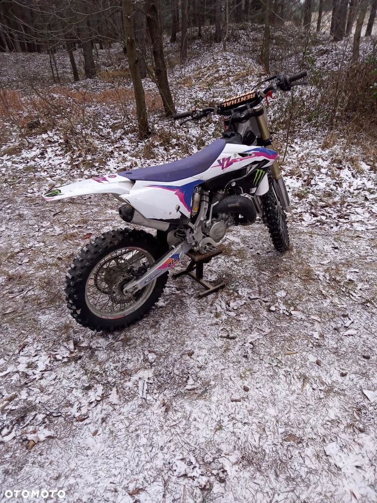 Yamaha YZ - 7
