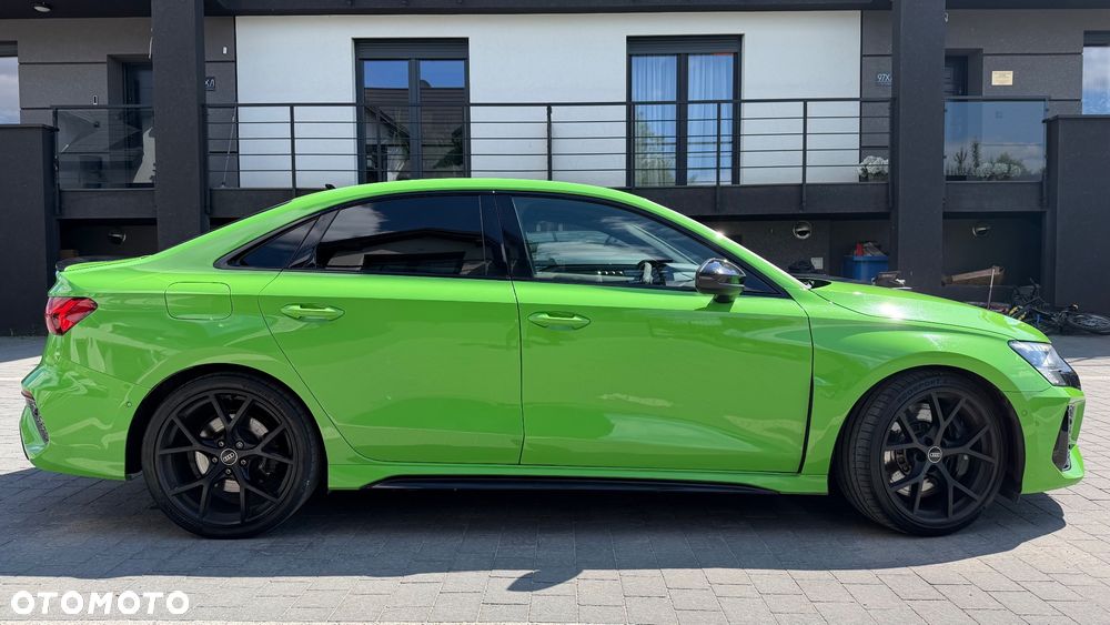 Audi RS3 Limousine - 10