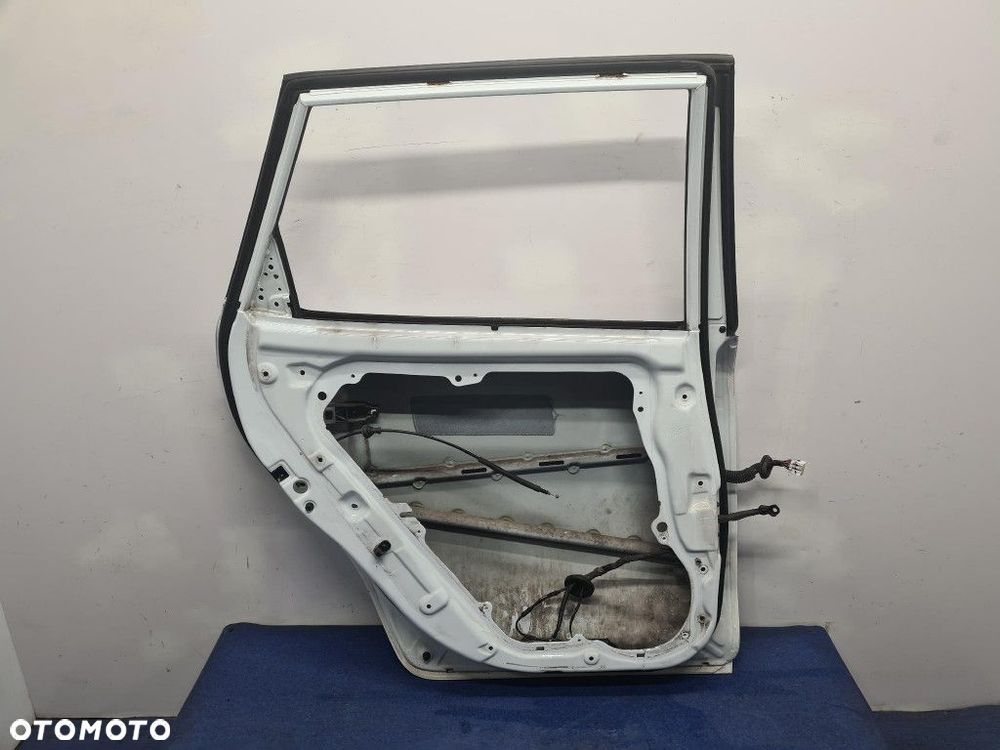 KIA CEED I KOMBI LIFT DRZWI TYŁ LEWE WD - 9