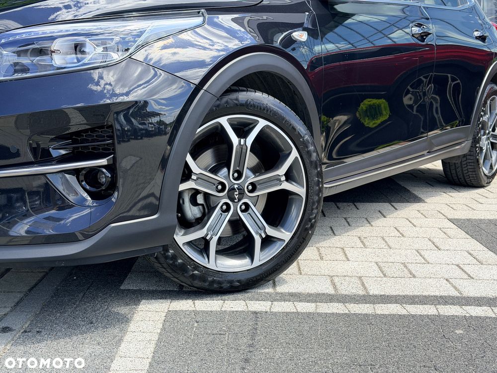 Kia XCeed 1.5 T-GDI M - 3