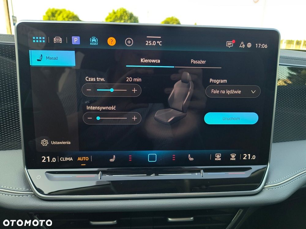 Volkswagen Passat - 32