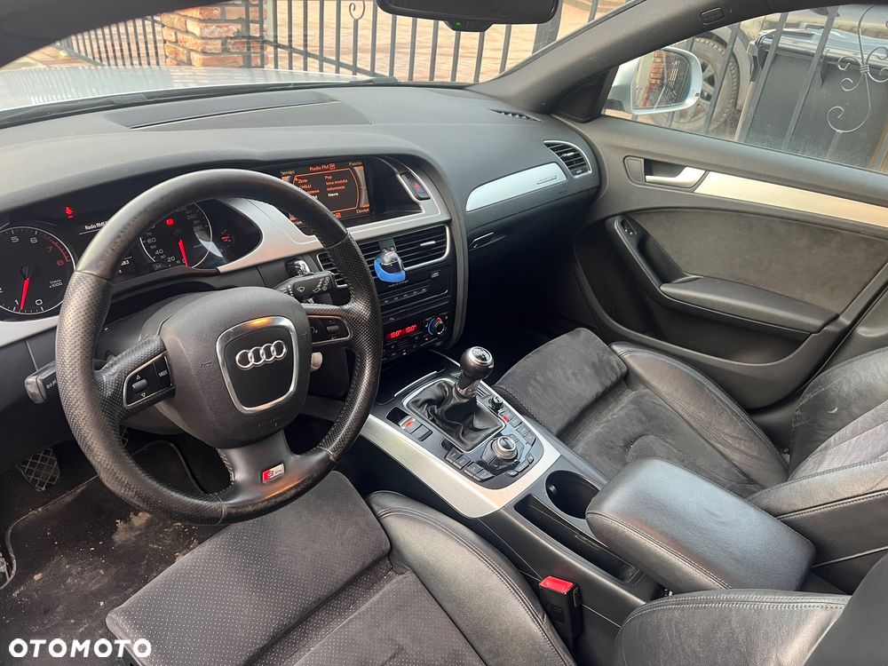 Audi A4 Avant 2.0 TFSI Quattro - 7