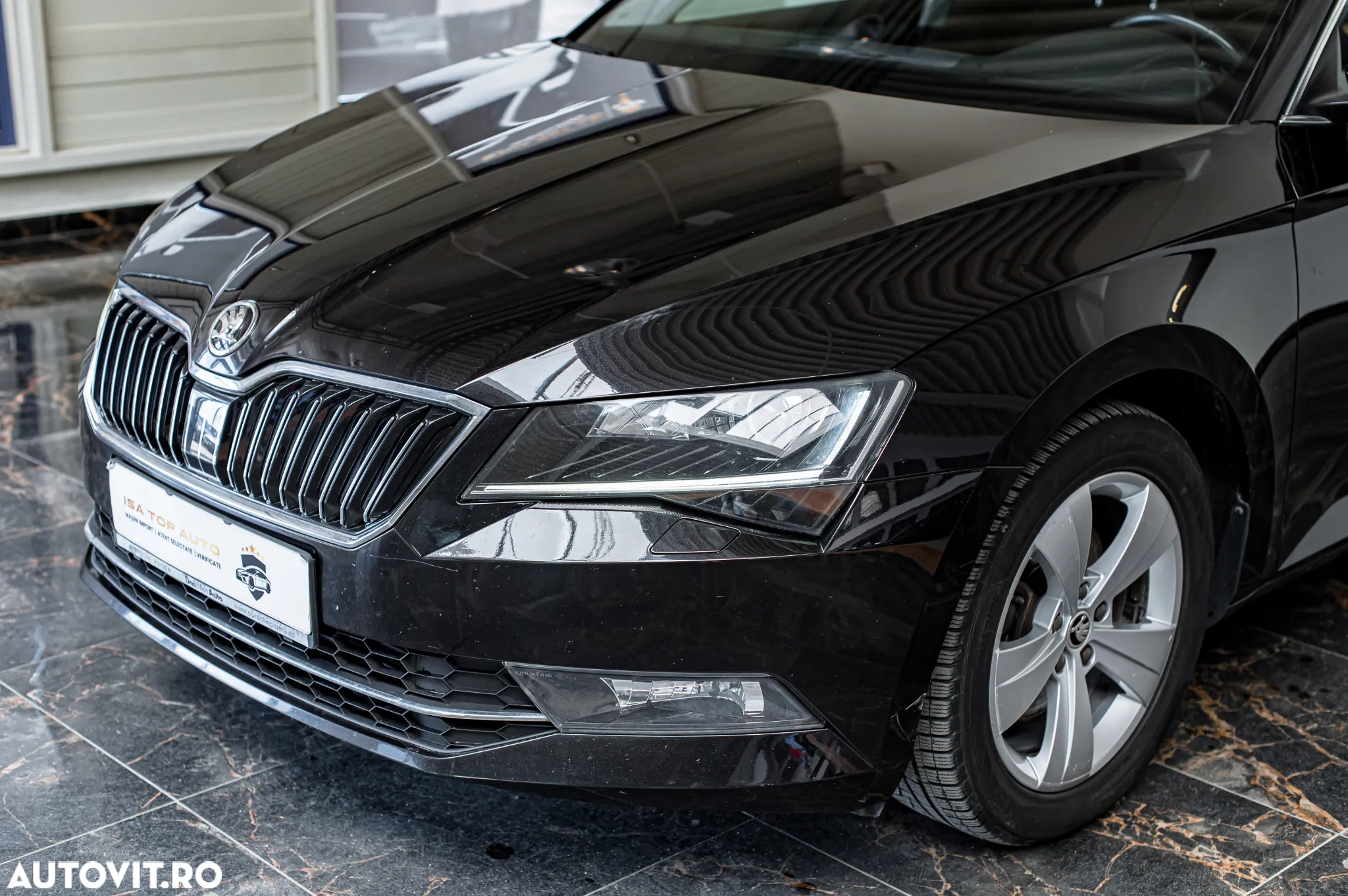 Skoda Superb 2.0 TDI DSG Style - 20
