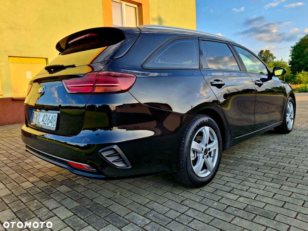 Kia Ceed 1.0 T-GDI 120 OPF Edition 7 - 9