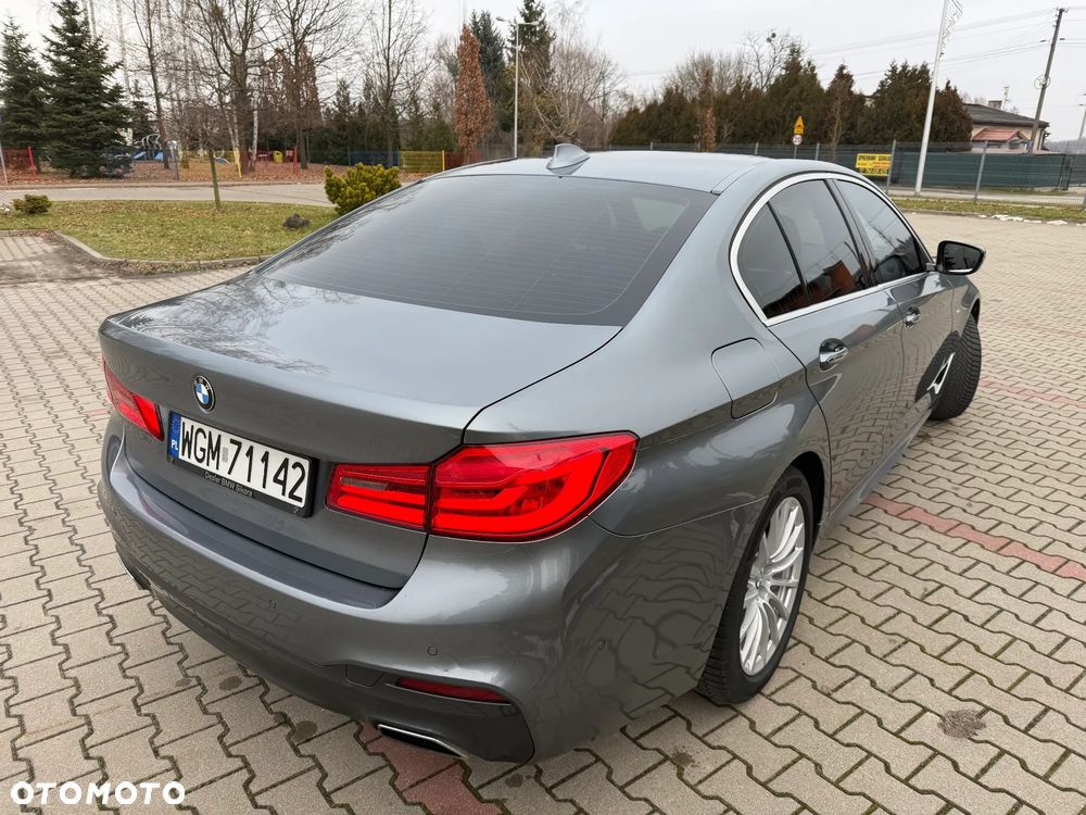 BMW Seria 5 530d xDrive Sport - 2