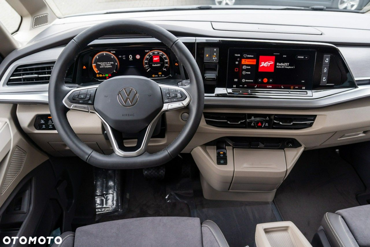 Volkswagen Multivan - 20