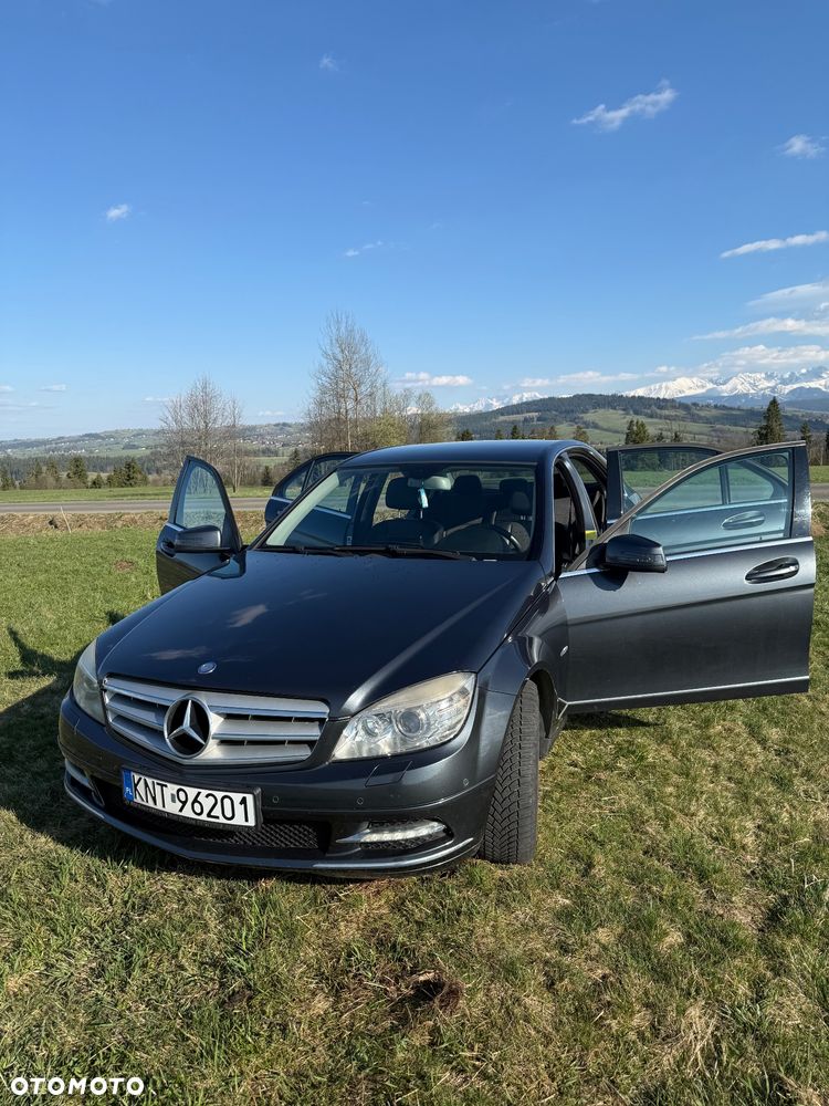 Mercedes-Benz C-Class 2010 photo 5