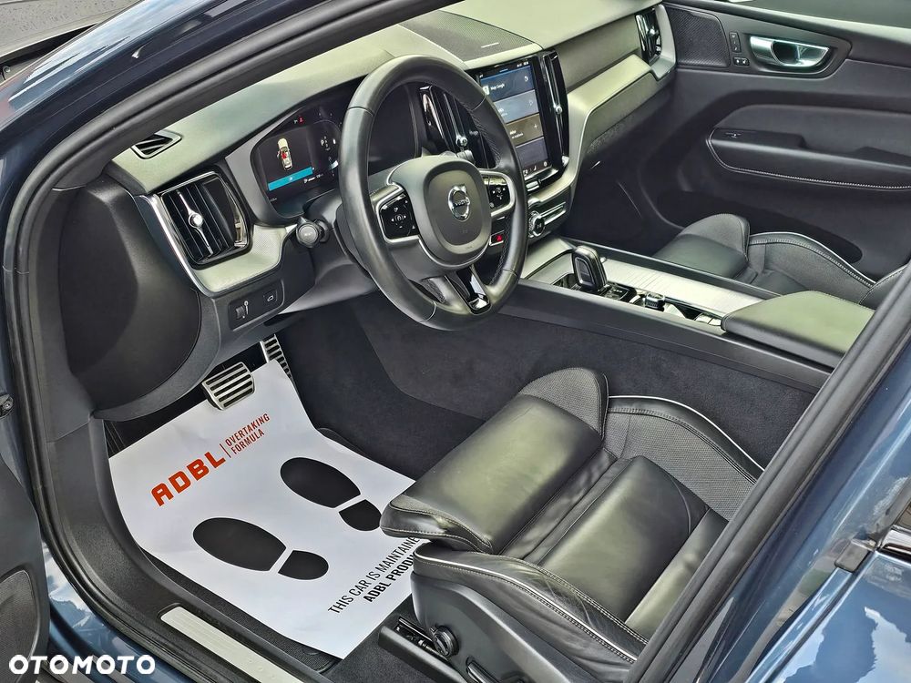 Volvo XC 60 B4 D AWD Geartronic RDesign - 12