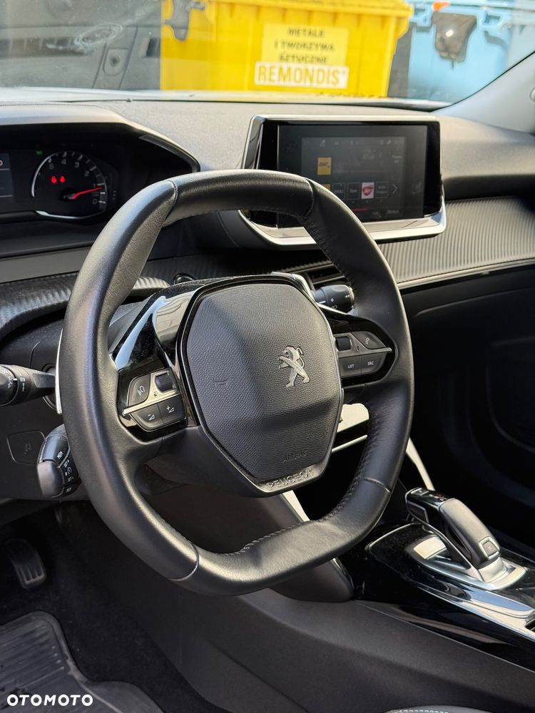 Peugeot 2008 1.5 BlueHDi Allure Pack S&S EAT8 - 16