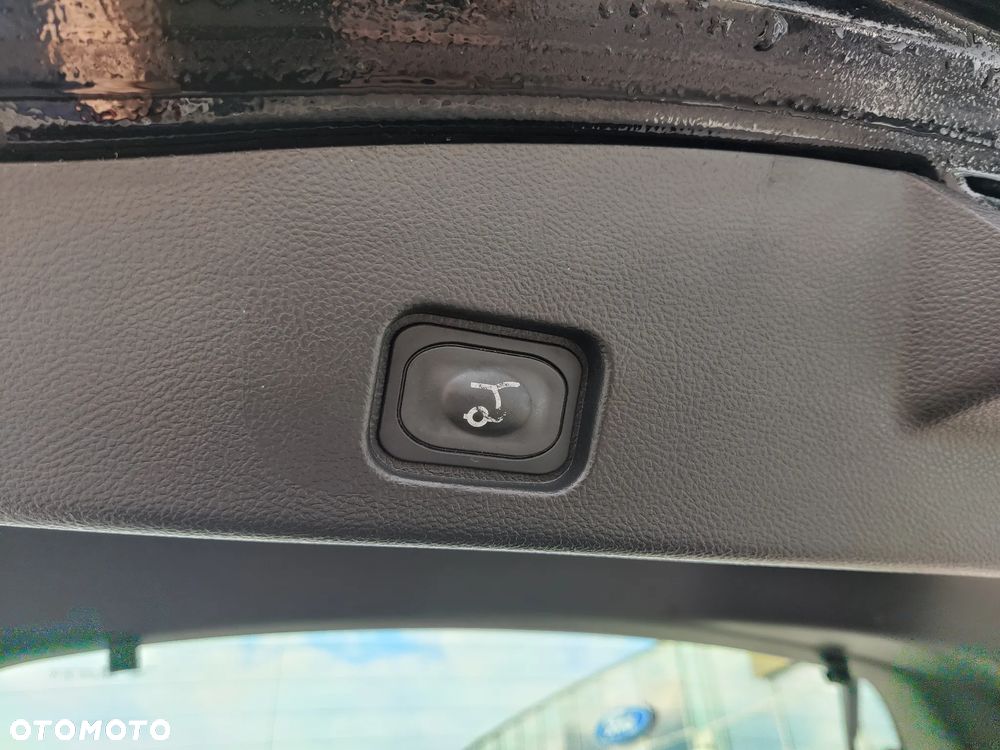 Ford Mondeo 2.0 TDCi Titanium PowerShift - 19