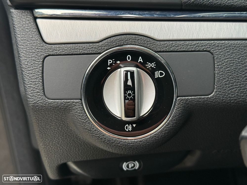 Mercedes-Benz E 350 CDi Avantgarde BlueEfficiency Auto - 35